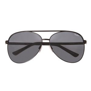 Quay Vivienne Sunglasses